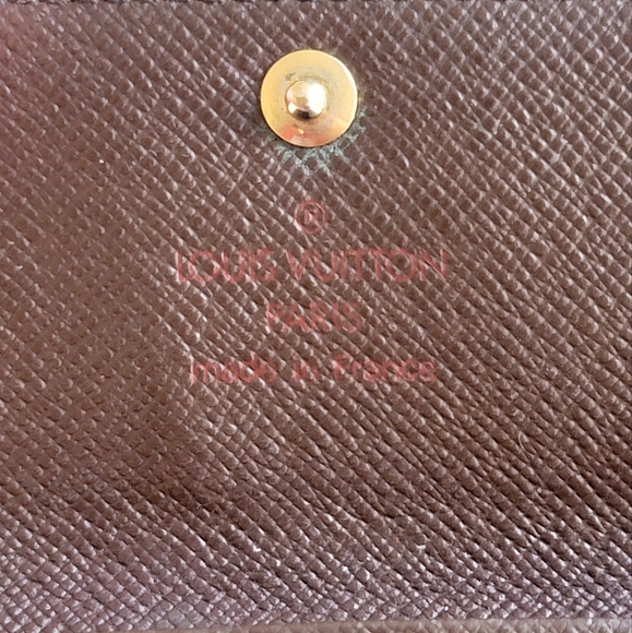 Authentic Louis Vuitton Damier Multicles 4 Ring Key Case - Picture 12 of 13